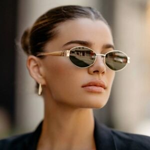 New Steve Madden Mystie Gokd Aviator Sunglasses With Faux Leather Case